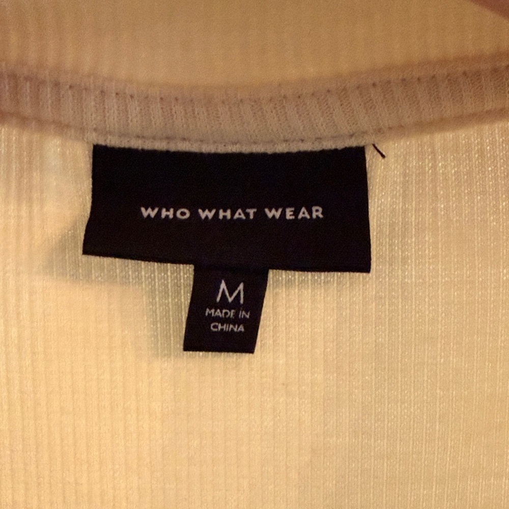 Who What Wear Cream Blouse with Textured Sleeves - Picture 2 of 5